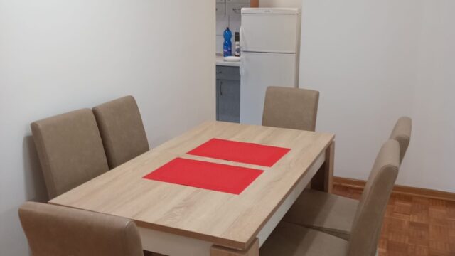 2a-dining-room-Celebonovica-Bezanija-Beograd-flat-sale-tenanted-Expo-2027-prodaja-sa-zakupcima-tenanted-invest-estate-property-bitcoin-Serbia-3
