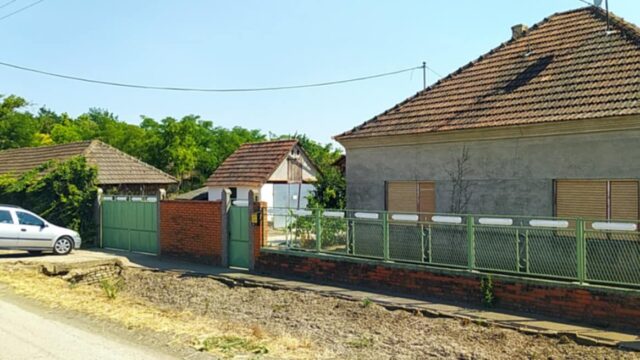 IMG-7f315aa7fc41950534b5f920111df77d-V